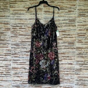 Elegant Floral Sequin Midi Dress - Black and Purple